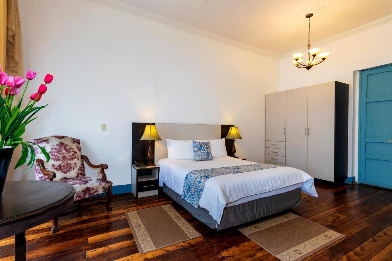 Del Parque Hotel & Suites Cuenca Luaran gambar