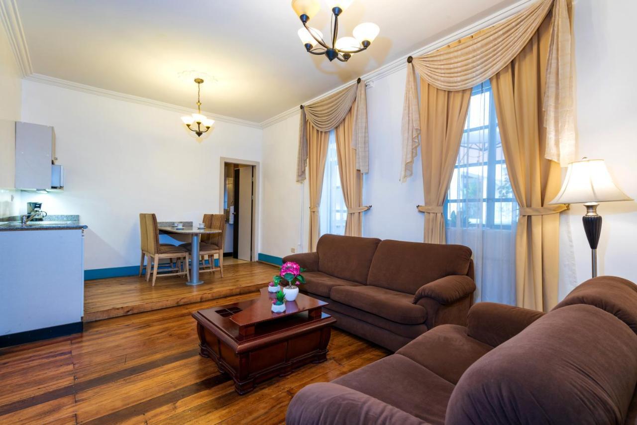 Del Parque Hotel & Suites Cuenca Luaran gambar