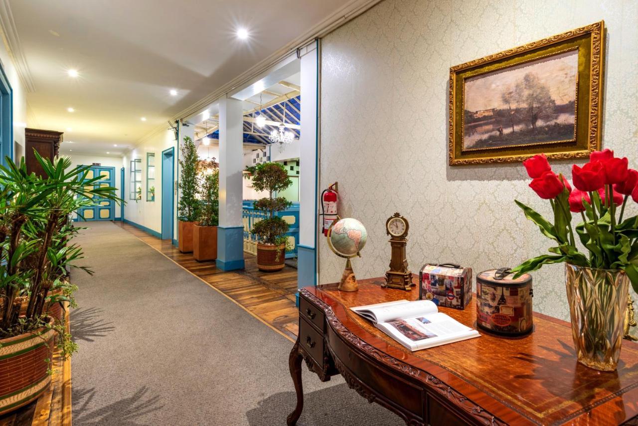Del Parque Hotel & Suites Cuenca Luaran gambar